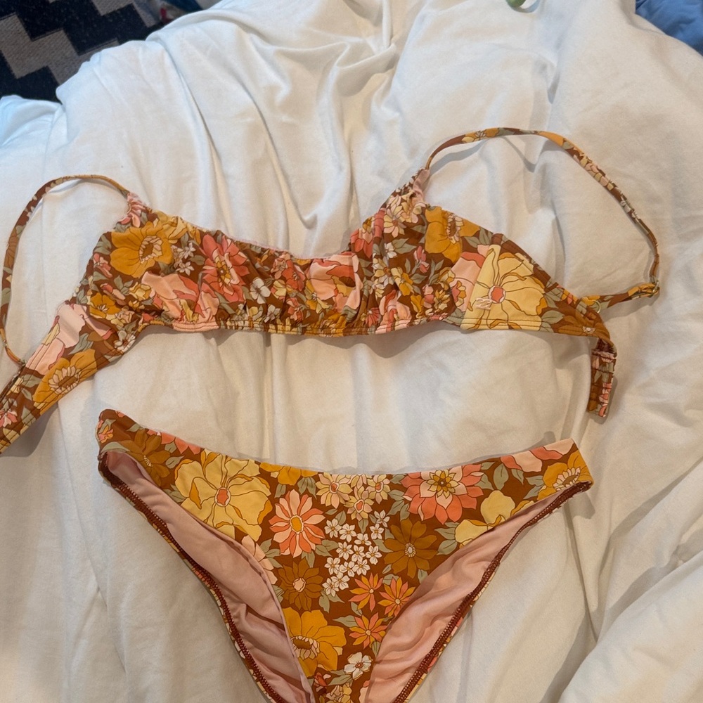 Billabong Floral Print Women's Bikini Set